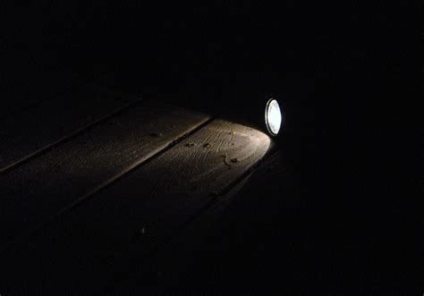 flashlight   dark picture  photograph  public domain