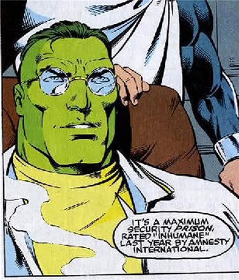 heres   hulk wears   suit  avengers