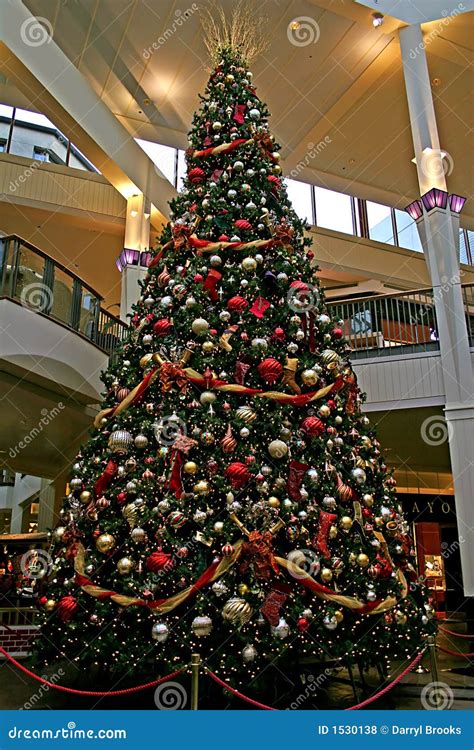 mall christmas tree royalty  stock  image