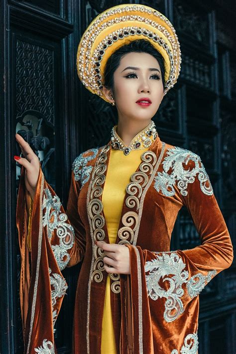 le huynh thuy ngan fashion ao dai vietnamese long dress