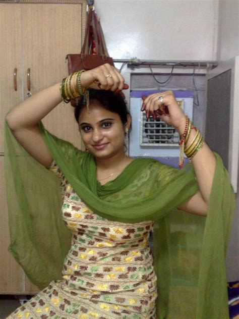 indian bangladeshi pakistani hot cute beautiful desi girls picture and videos beautiful desi