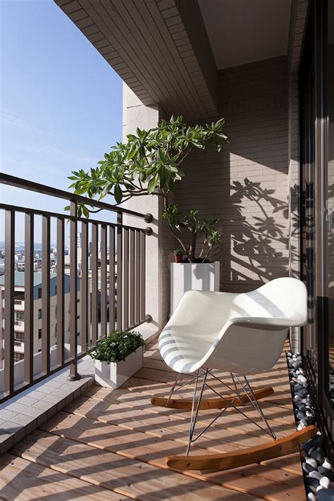 apartment balcony furniture homesfeed