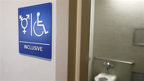 Why All Public Bathrooms Should Be Gender Neutral