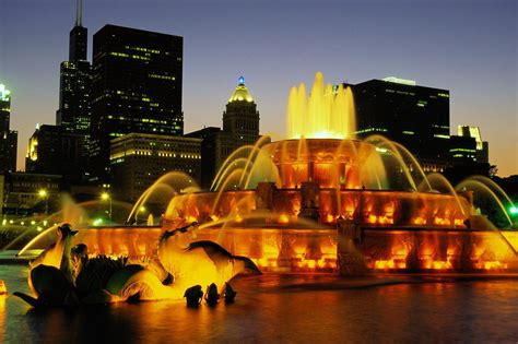 chicagos  popular tourist attractions