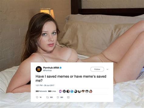 12 hot girls with funny tweets from pornhub s twitter account chaostrophic