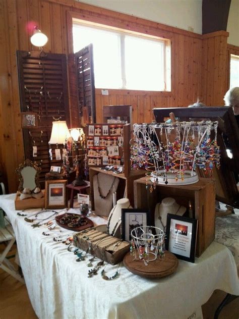jewelry booth display  lighting idea indoor crafts craft show booths craft fairs booth