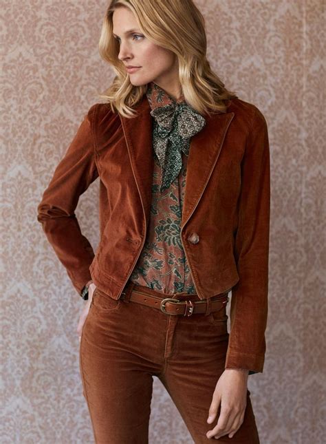 cropped velveteen jacket  trimmed  leather piping