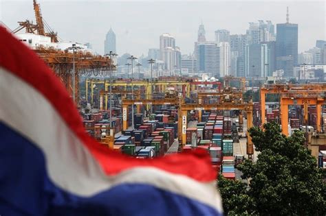thai economy continued  improve  july  bank  thailand