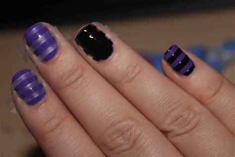 hyacinth  black stripes nail tutorial nail polish tutorial stripe