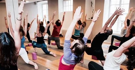 yogamoves  strasbourg cours de yoga club detente  relaxation