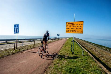 vernieuwing afsluitdijk gaat gepaard met driejarige teleurstelling fietsers maar ook met een