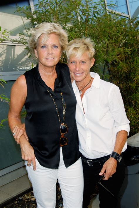 meredith baxter marries nancy locke — partners wed in romantic ceremony hollywood life