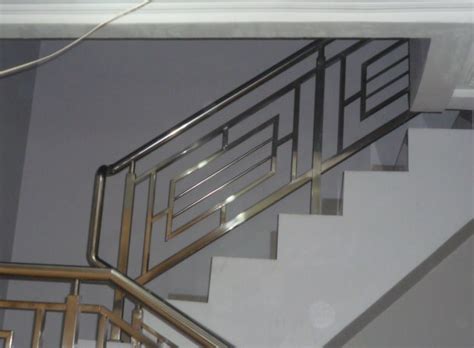 railing tangga stainless minimalis interior rumah