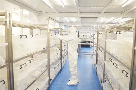 creating  fully fitted  cleanroom research development world