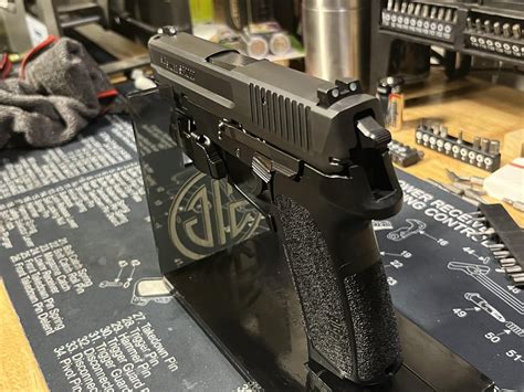 A 1911 That Takes Sig P320 Magazines The Oracle Arms 2311 R 2011