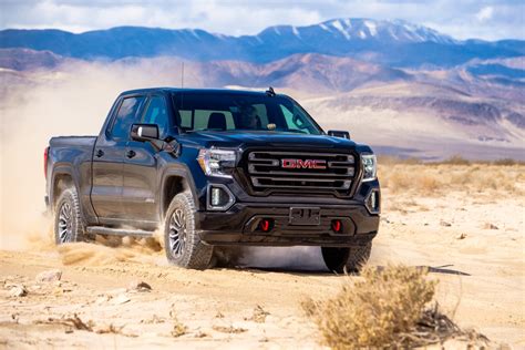 gmc sierra   mile  road   road review expedition