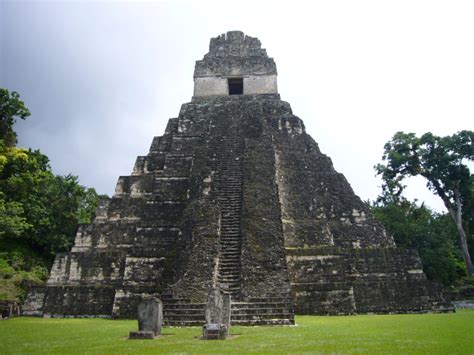 tikal mayan ruins  guatemala