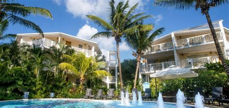 paradise beach  hotel donde el cliente es primero diario roatan