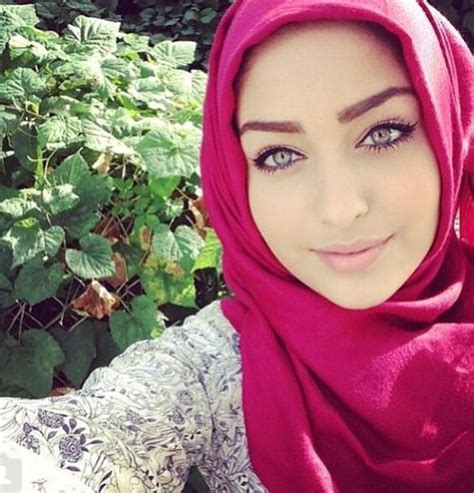 Beautiful Blue Eyes Muslim Girl Muslim Girls Hijab