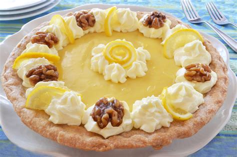 lemon velvet pie jan d atri