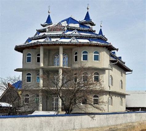 Rich Gypsy House In Romania Bodacious Structures