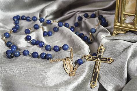 el rosario una devocion de lucha gaudium press espanol