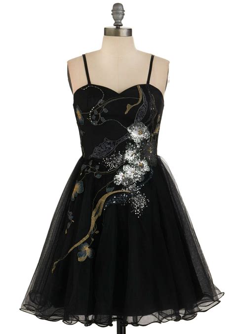 perfect poise dress in night blossom caminita down the dance floor