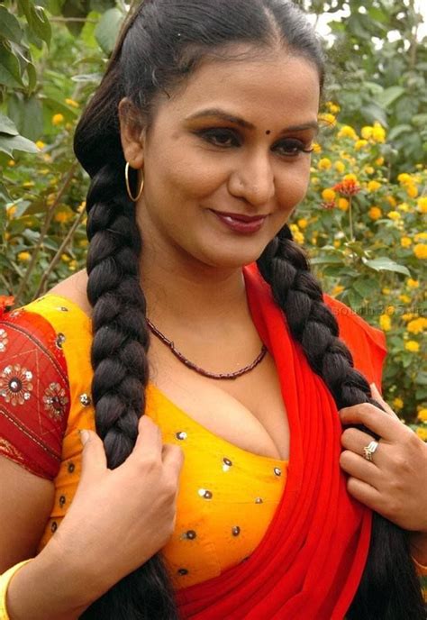 38 best hot and sexy aunties images on pinterest indian actresses indian aunty and belly button
