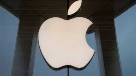 apple fined  failing  meet dutch app payment system rules mint