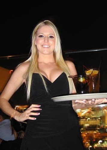 Cocktail Waitress Las Vegas Bluewaikiki