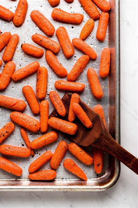 roasted baby carrots garnish glaze