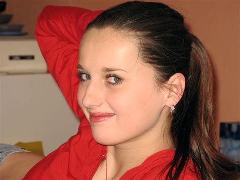 filebeautiful girl facejpg wikimedia commons