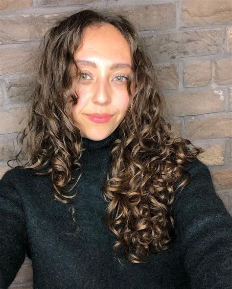 Our Curly Haired Beauty Editor Has Compiled The Best Advice From Expert