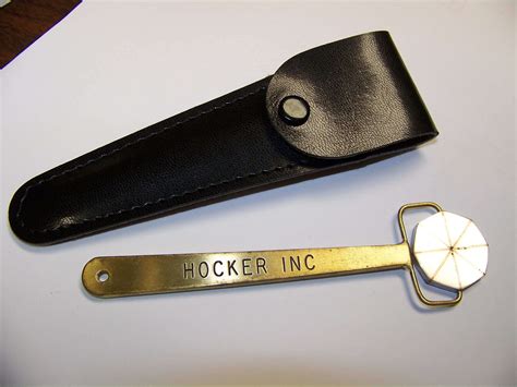 magnetic penetrameter  pouch pie gauge hocker incorporated