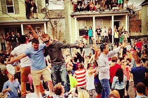 7 sweet college moments that everyone should enjoy times