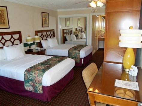 room picture  grand palms hotel spa  golf resort pembroke