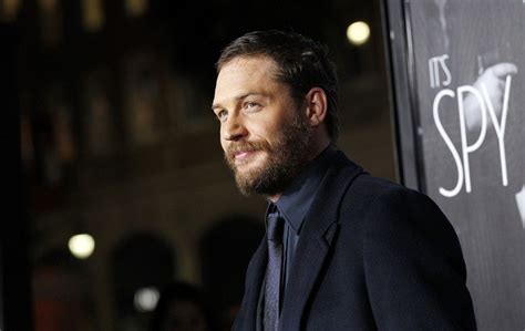 tom hardy reveals past about drugs drinking and sex with a man gained 30 pounds for bane