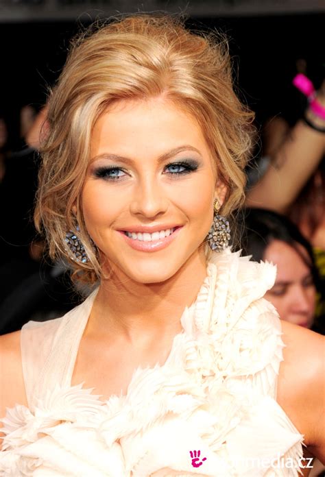 hot pictures julianne hough hot sexy and hd wallpapers