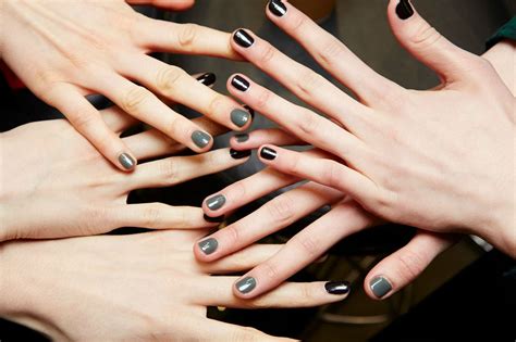 Fall 2015 Nail Polish Best Dark Nail Polish Colors And Manicure Tricks