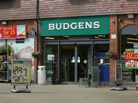 budgens stores closures list   branches shutting      workers lose