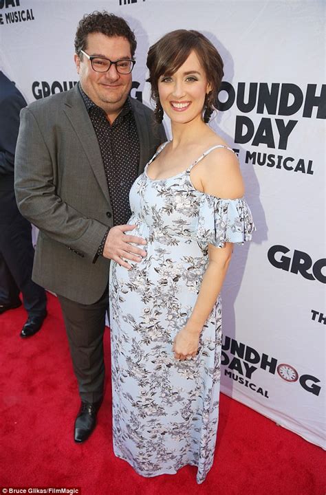bobby moynihan and wife brynn o malley welcome daughter daily mail online