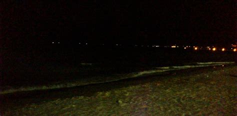 gambar tepi pantai waktu malam mahan beach resort beach holly