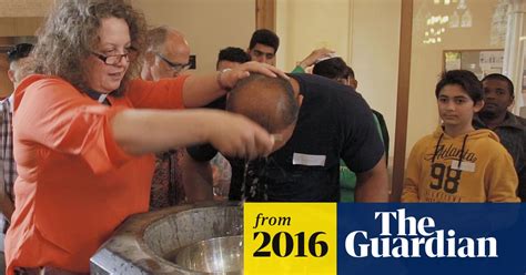 Why Are Muslim Refugees Converting To Christianity – Video World