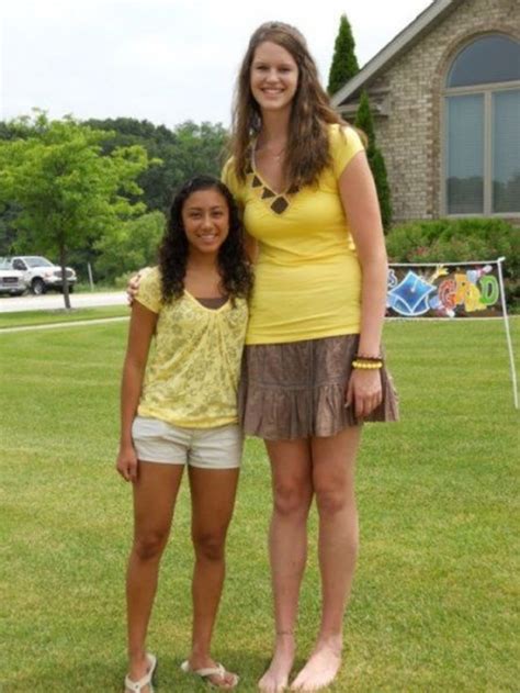 30 extremely tall women funcage