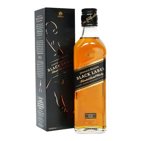 johnnie walker black label  year   bottle whisky   whisky world uk