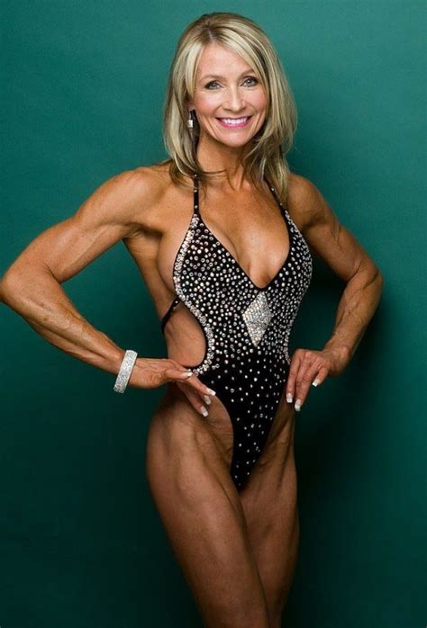 61 Year Old Grandma Bodybuilder Lynda Jager Dizzy Men