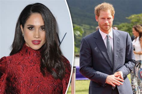 prince harry kiss with meghan markle caught on camera