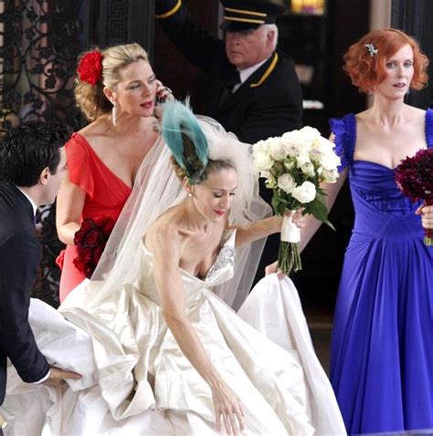 new sex and the city movie set pics snap carrie in wedding dress