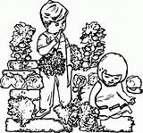 Children Gardener Coloringhome  sketch template
