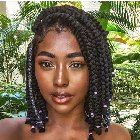 8 Short Braided Hairstyles That You’ll Definitely Love In This Hot